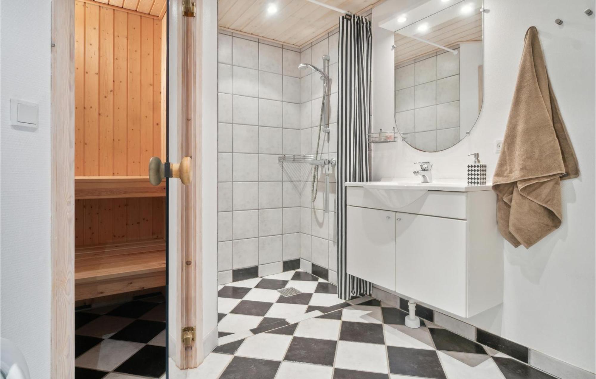 Amazing Home In Hasle With Wifi エクステリア 写真