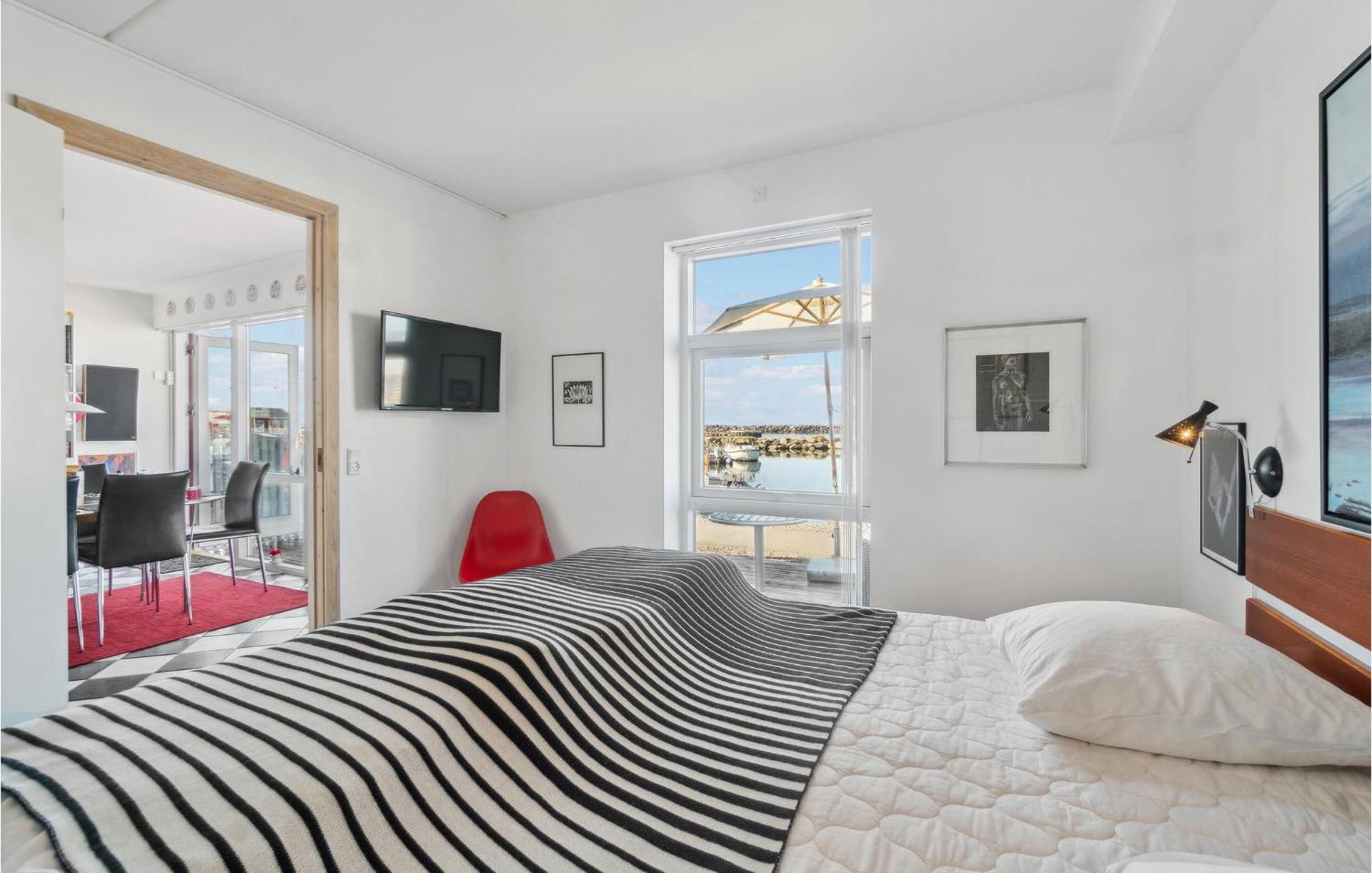 Amazing Home In Hasle With Wifi エクステリア 写真